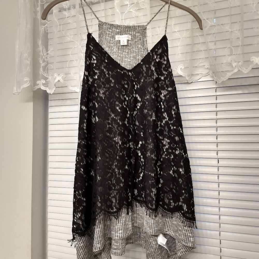 Xhilaration long tank top